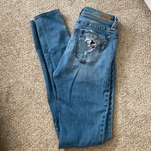 Buckle black size 26 jeans. Low rise.